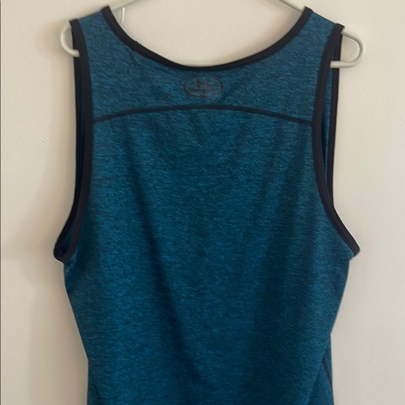 Under Armour Blue Tank Top workout - Picture 4 of 5